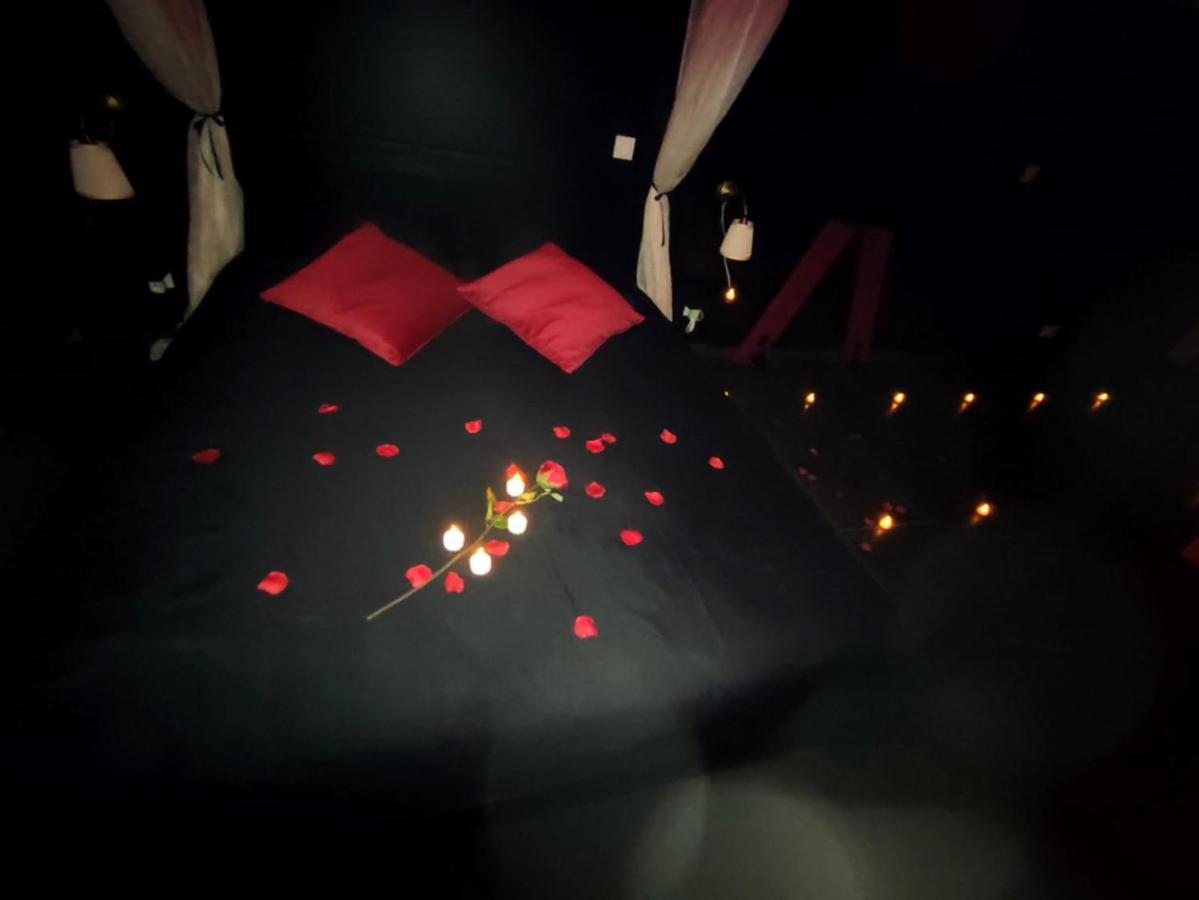 Love Room A Montargis Ngoại thất bức ảnh